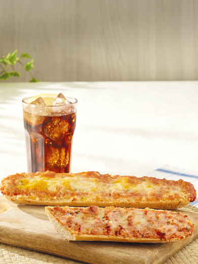 Pan pizza york y queso, y de 4 quesos. ¡Tu pizza de siempre en un formato práctico para llevar! Haz tu pedido